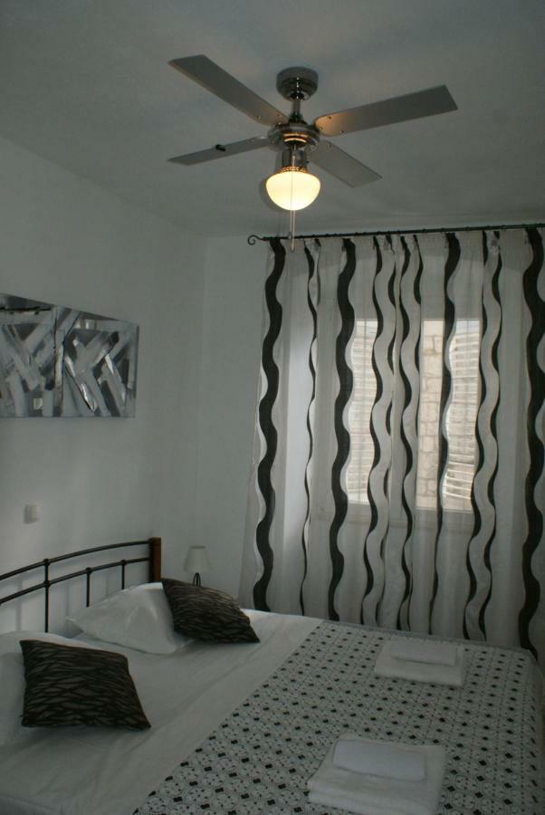 Apartman Old Town Trogir Ngoại thất bức ảnh